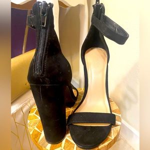 Black Platform Sandals w/ Block Heel | Size 7